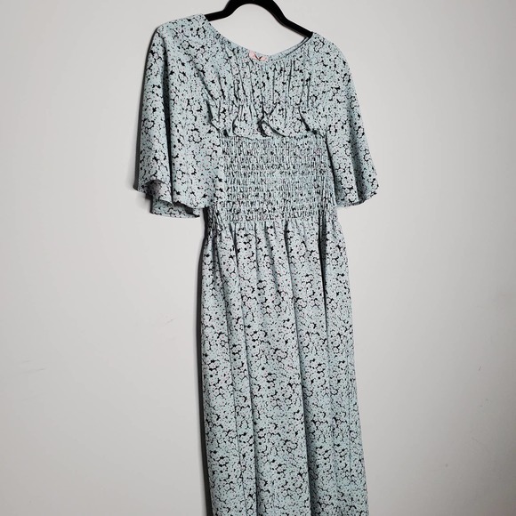 CES FEMME Baby Blue Floral Print Smocked Short Sleeve Midi Dress Sz Medium M - Picture 2 of 6